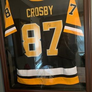 Sidney Crosby autographed jersey